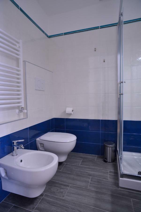 Livia B&B - Trastevere Rom Exteriör bild