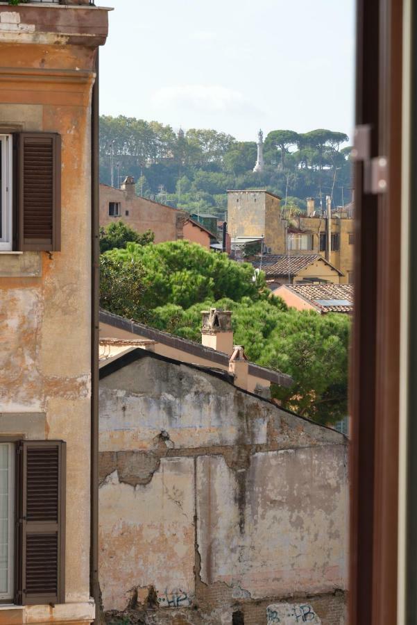 Livia B&B - Trastevere Rom Exteriör bild